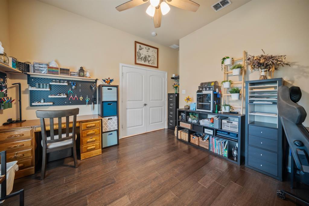 107 Jennie Court, Ferris, TX 75125