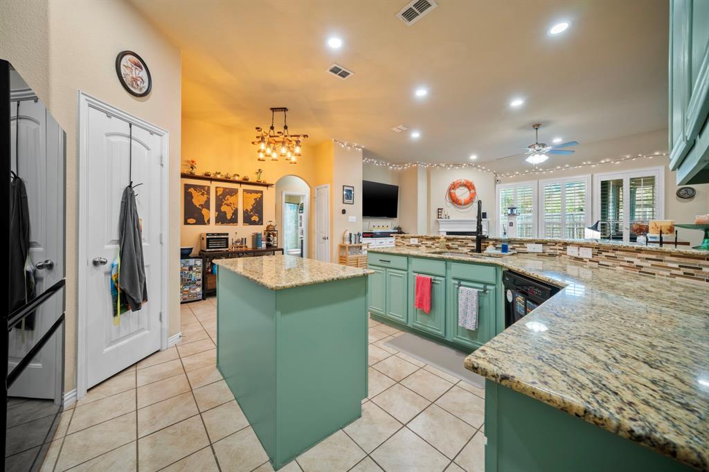 107 Jennie Court, Ferris, TX 75125