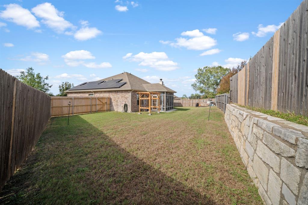107 Jennie Court, Ferris, TX 75125