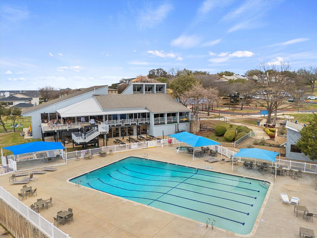 Neighborhood amenities