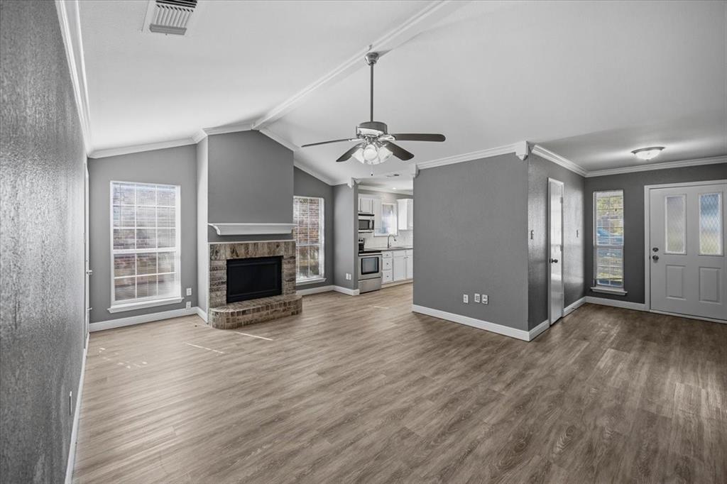 1211 Glen Creek Drive, Mansfield, TX 76063