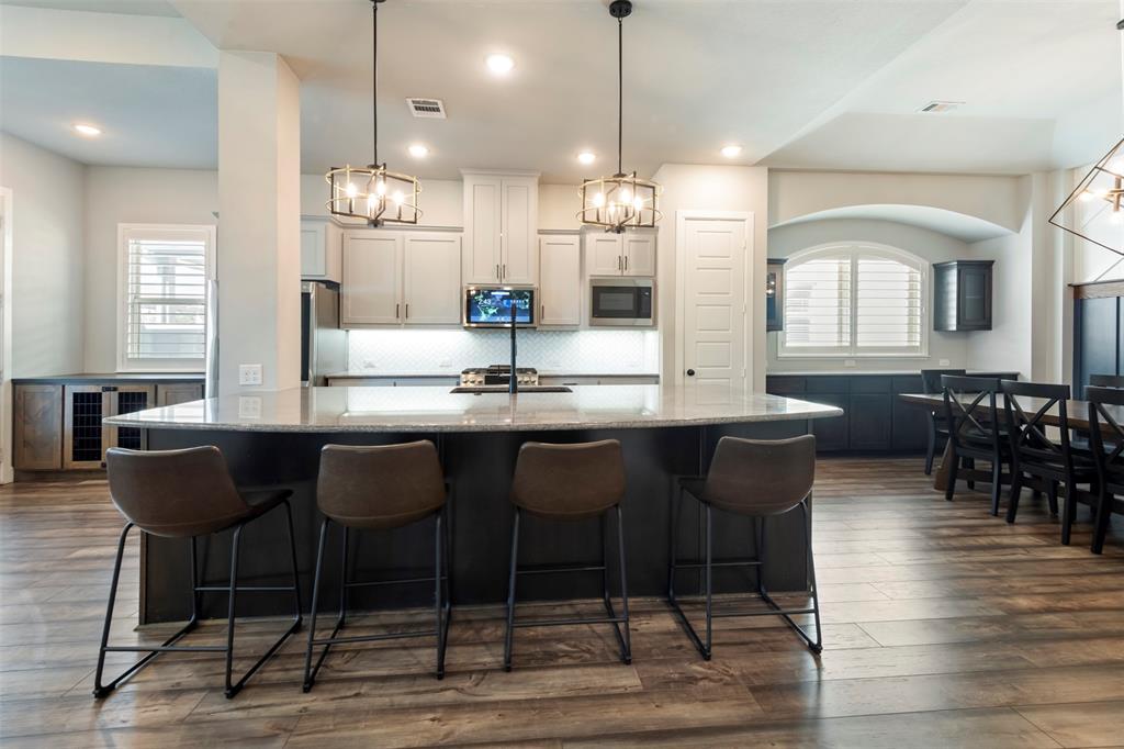1517 Moss Trail Court, Argyle, TX 76226