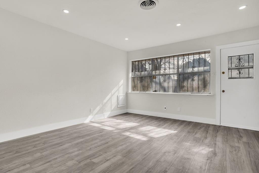 1246 Brookmere Drive, Dallas, TX 75216