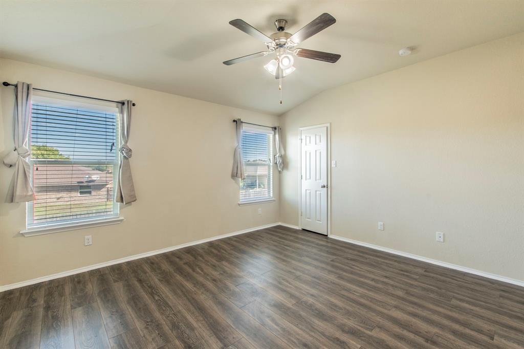 308 Chrislyn Street, Troy, TX 76579