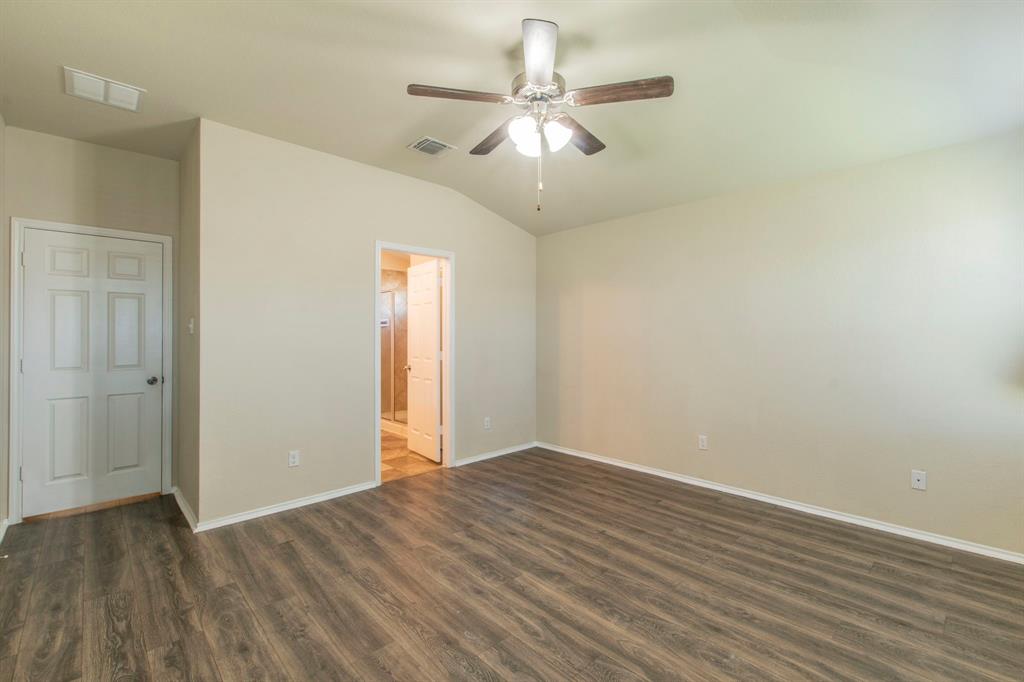 308 Chrislyn Street, Troy, TX 76579