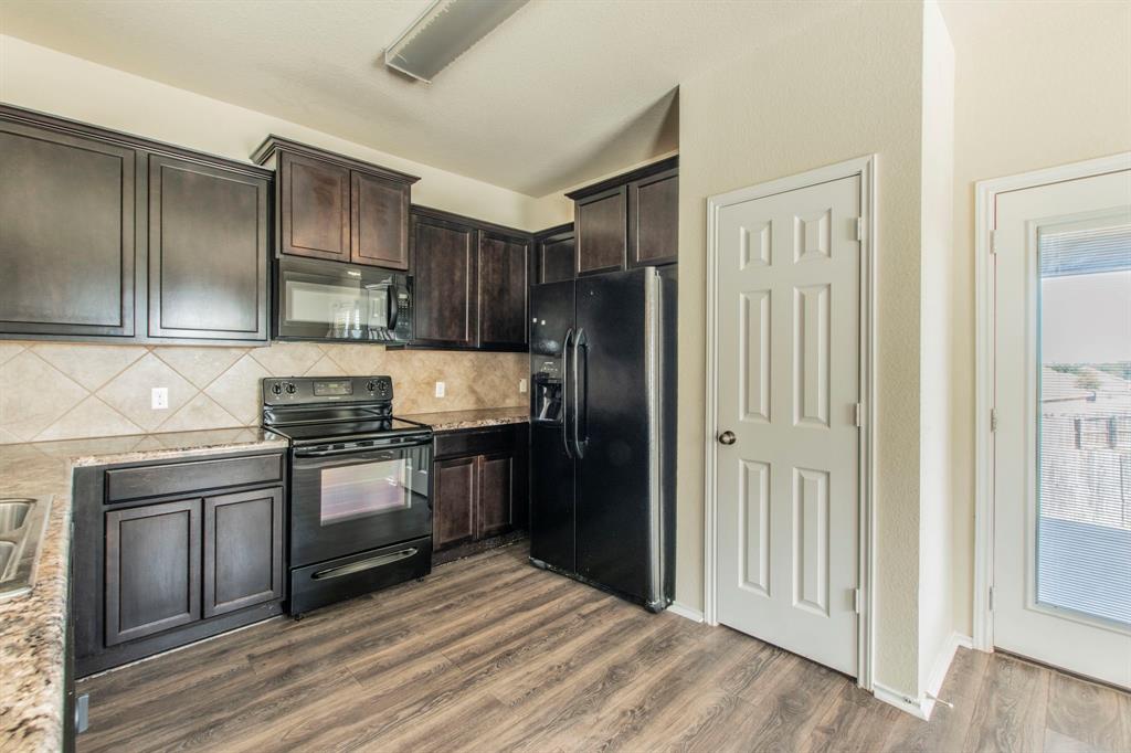 308 Chrislyn Street, Troy, TX 76579