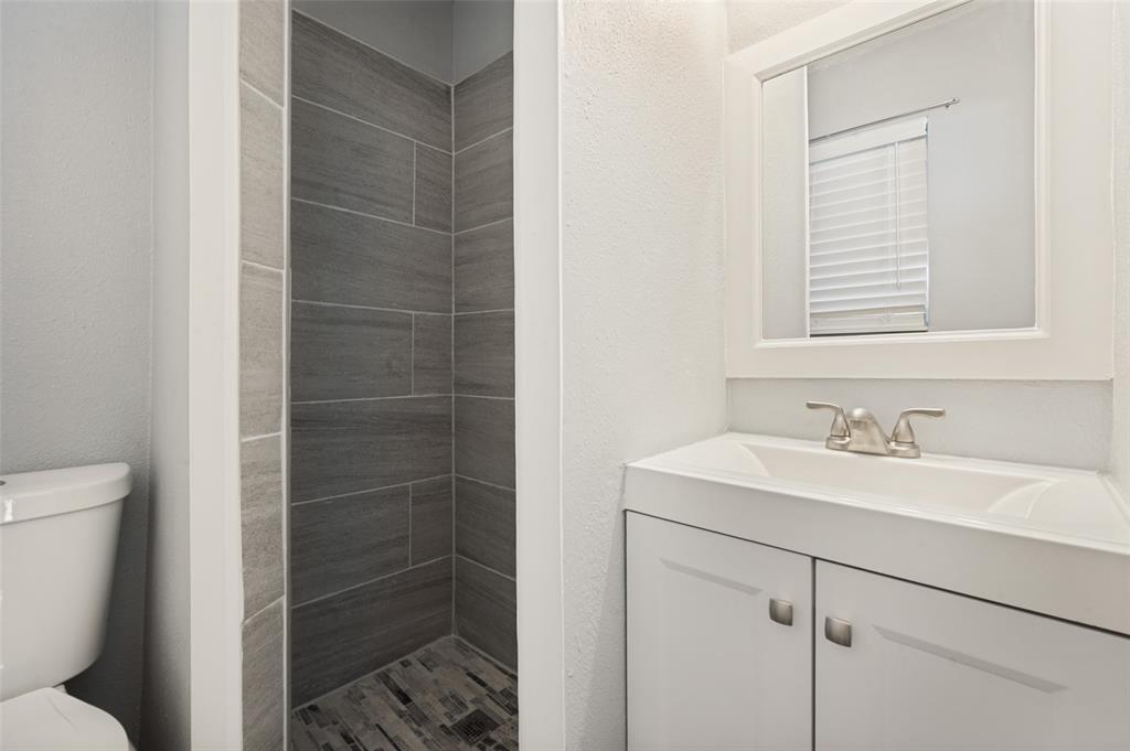 1316 Saturn Drive, Cedar Hill, TX 75104