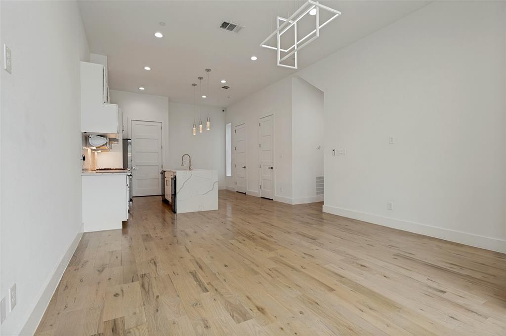 1910 Caddo Street, #B105, Dallas, TX 75204