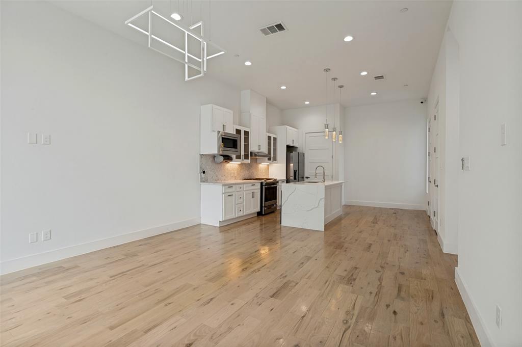 1910 Caddo Street, #B105, Dallas, TX 75204