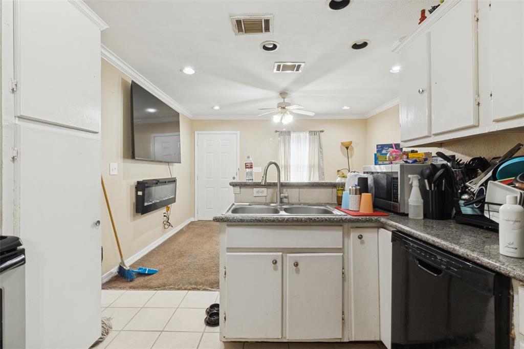 4528 Yancy Street, Dallas, TX 75216