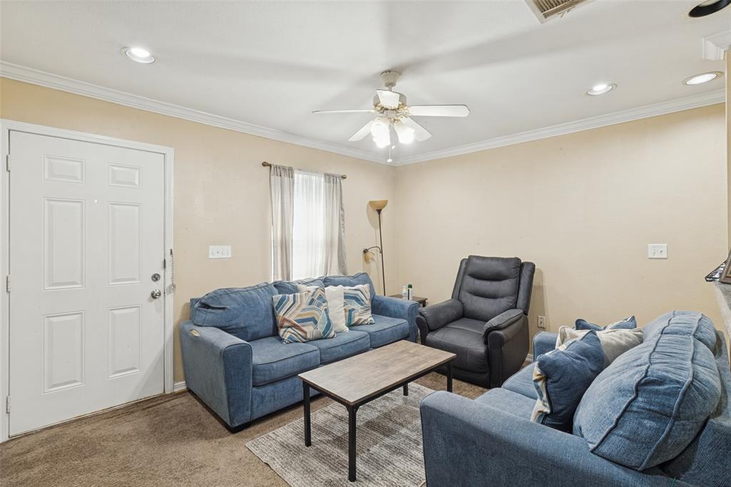 4528 Yancy Street, Dallas, TX 75216