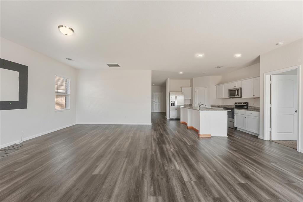 739 Wellington Drive, Lavon, TX 75166