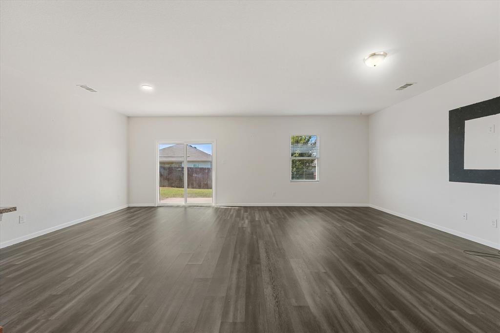 739 Wellington Drive, Lavon, TX 75166