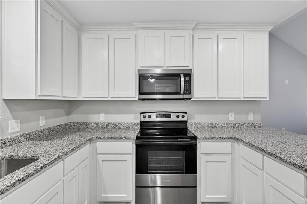 1032 Ray Drive, Denison, TX 75020