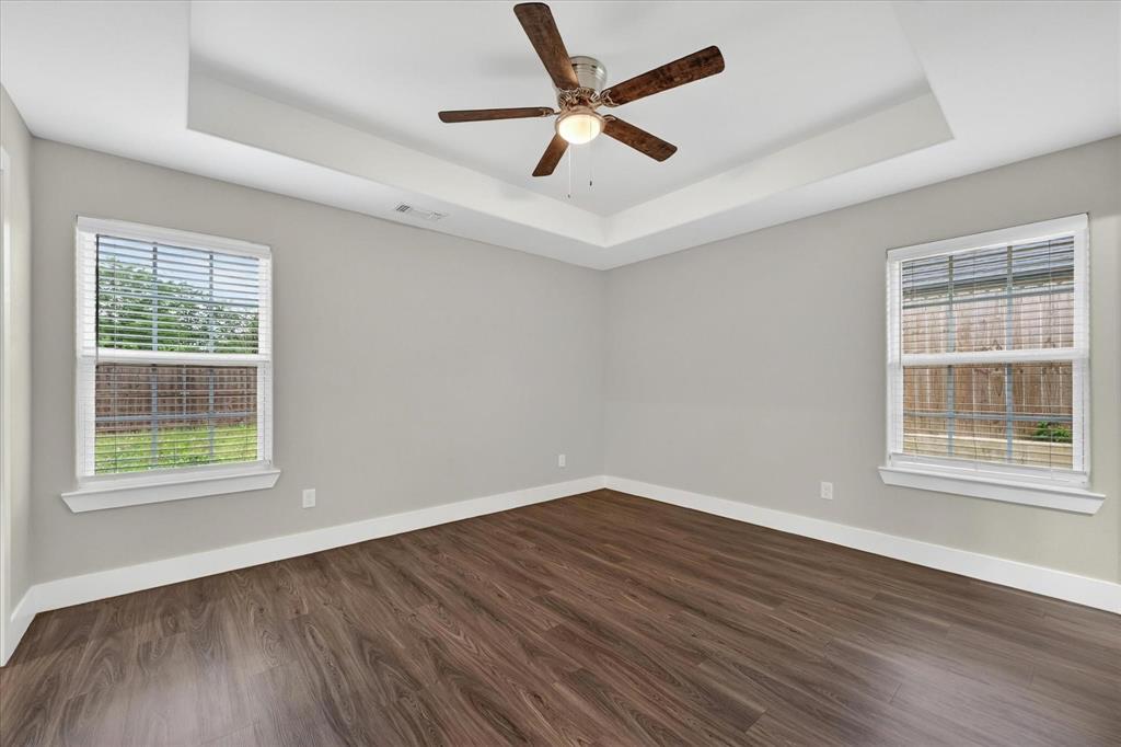 1032 Ray Drive, Denison, TX 75020