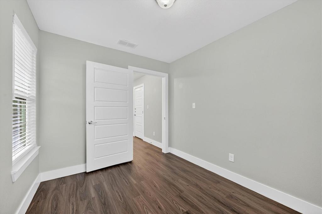 1032 Ray Drive, Denison, TX 75020