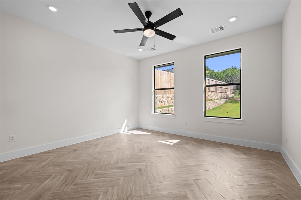 2625 White Rock Drive, Granbury, TX 76048