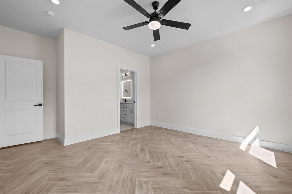2625 White Rock Drive, Granbury, TX 76048