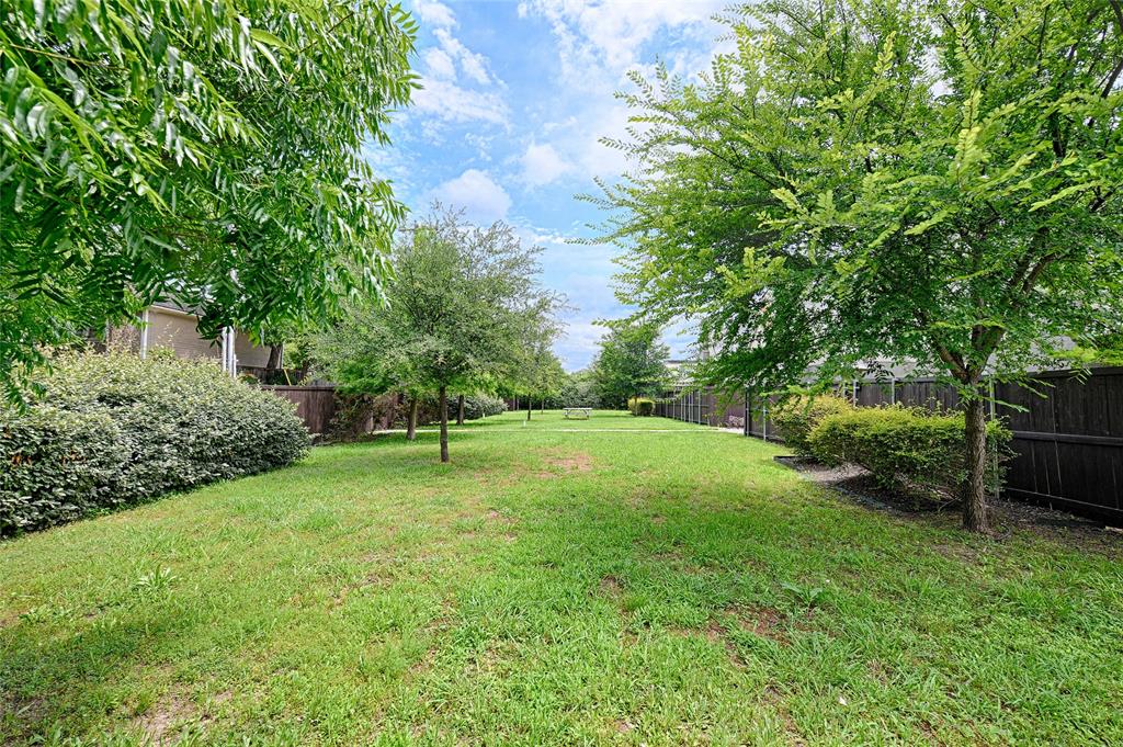 Huge community dog park connected to 5067 Gaston