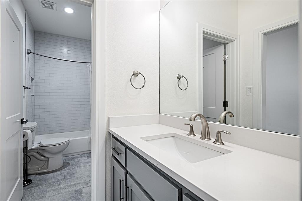 5067 Gaston Avenue, Dallas, TX 75214