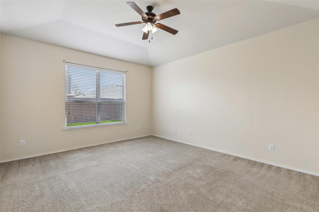 2030 Abbey Road, Heartland, TX 75126