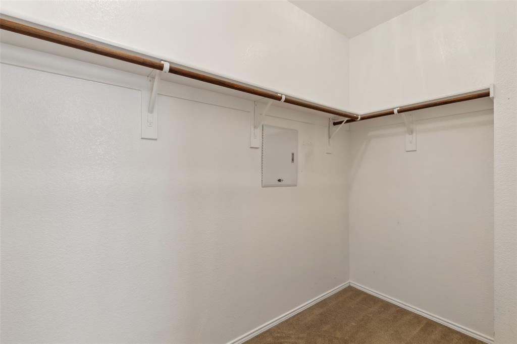 2030 Abbey Road, Heartland, TX 75126