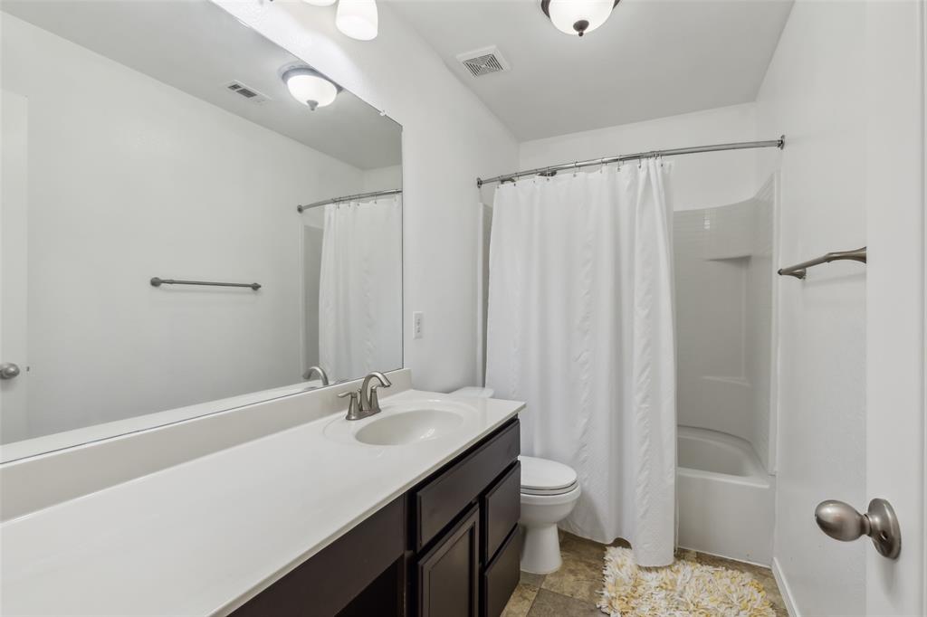 2030 Abbey Road, Heartland, TX 75126