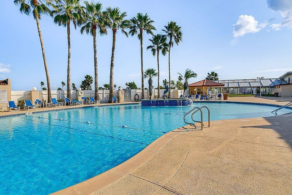 762 E Oyster Drive, Port Isabel, TX 78578