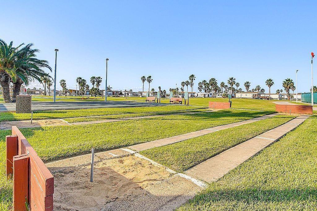 762 E Oyster Drive, Port Isabel, TX 78578