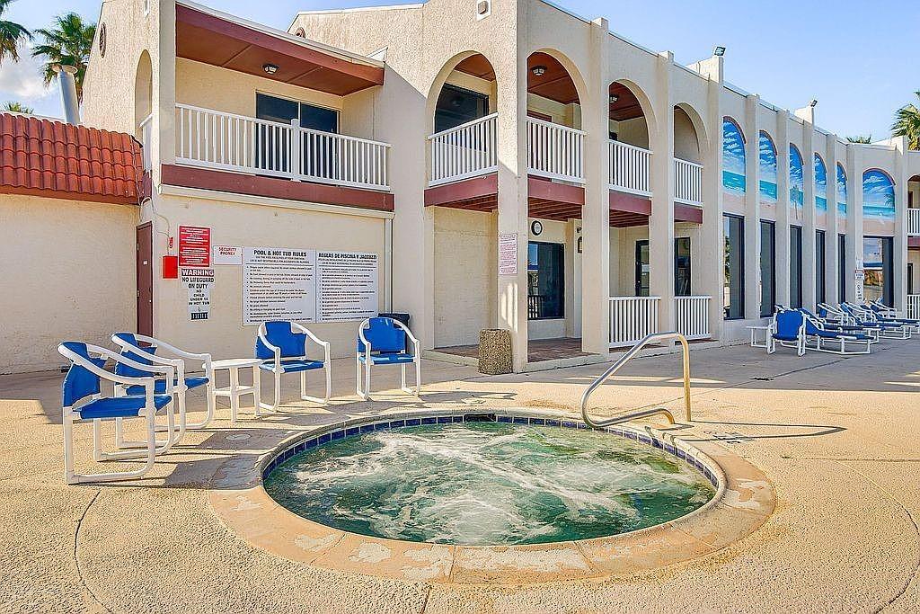 762 E Oyster Drive, Port Isabel, TX 78578