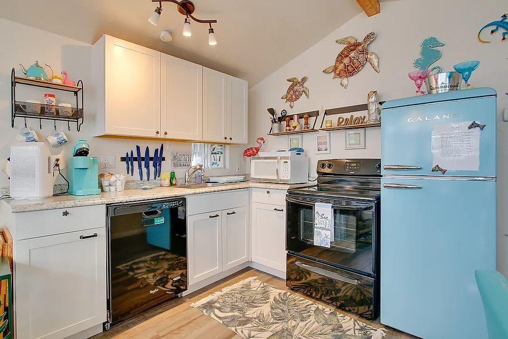 762 E Oyster Drive, Port Isabel, TX 78578