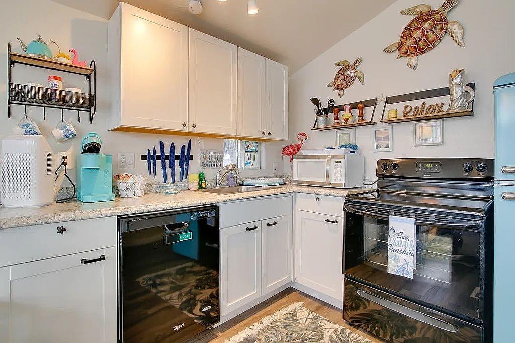 762 E Oyster Drive, Port Isabel, TX 78578