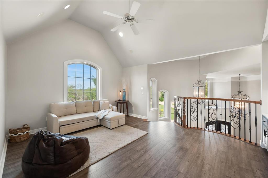 Upstairs Living Area