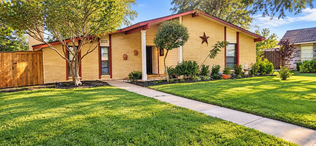 709 Echo Drive, Grand Prairie, TX 75052