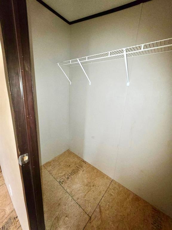 982 Lcr 131, Mount Calm, TX 76673