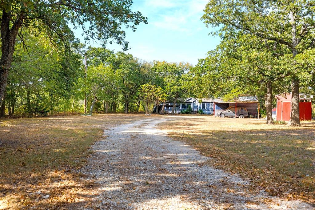 982 Lcr 131, Mount Calm, TX 76673