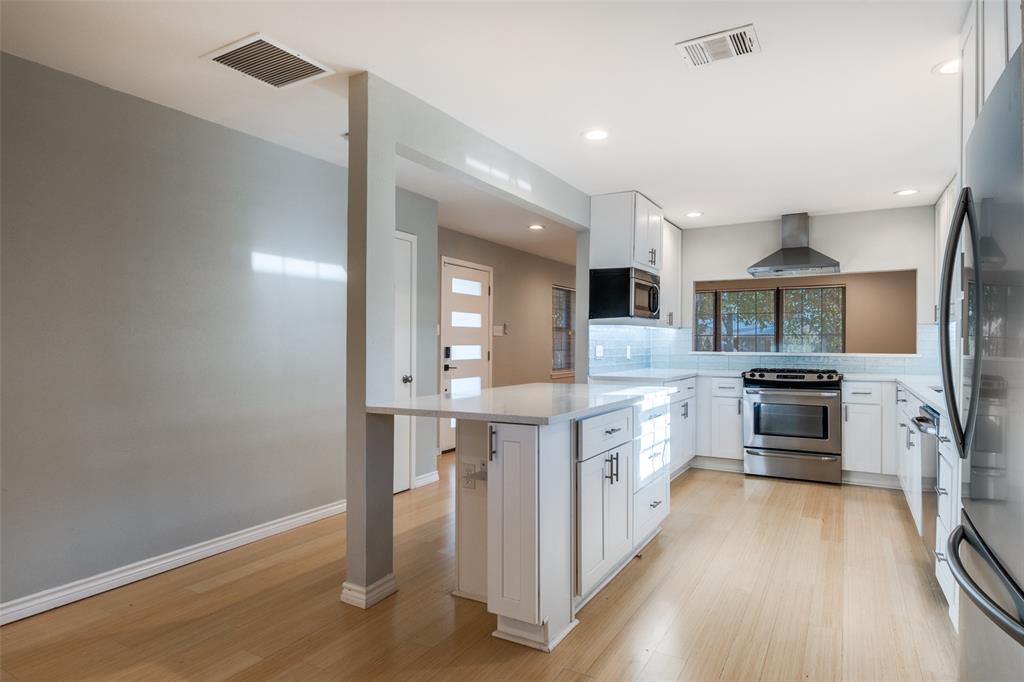 10665 Lake Haven Drive, Dallas, TX 75238