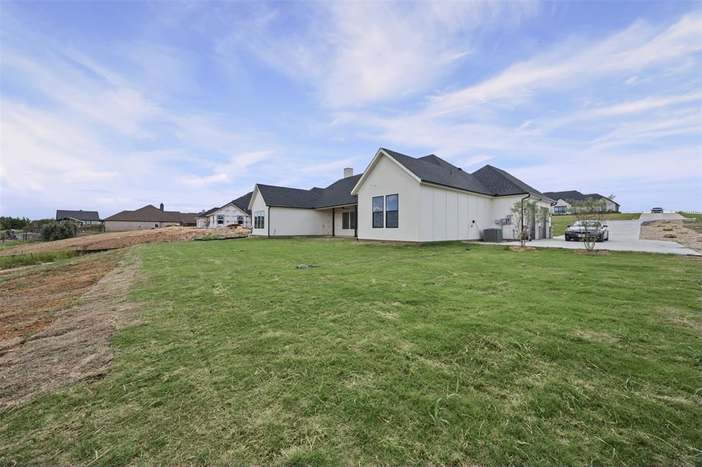 244 Martin Drive, Granbury, TX 76049