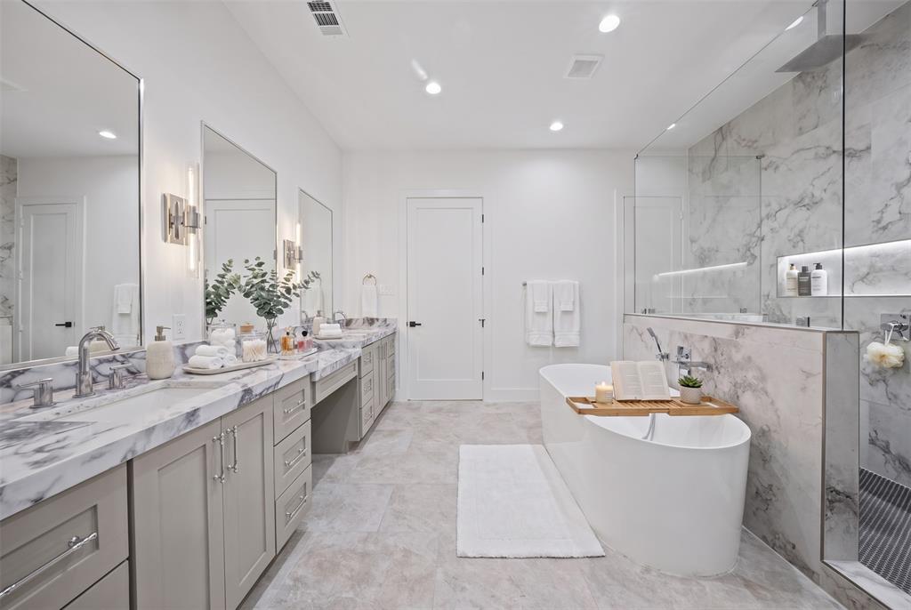 244 Martin Drive, Granbury, TX 76049