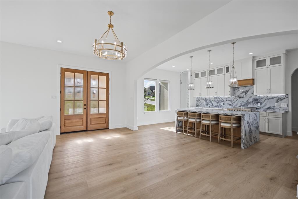 244 Martin Drive, Granbury, TX 76049