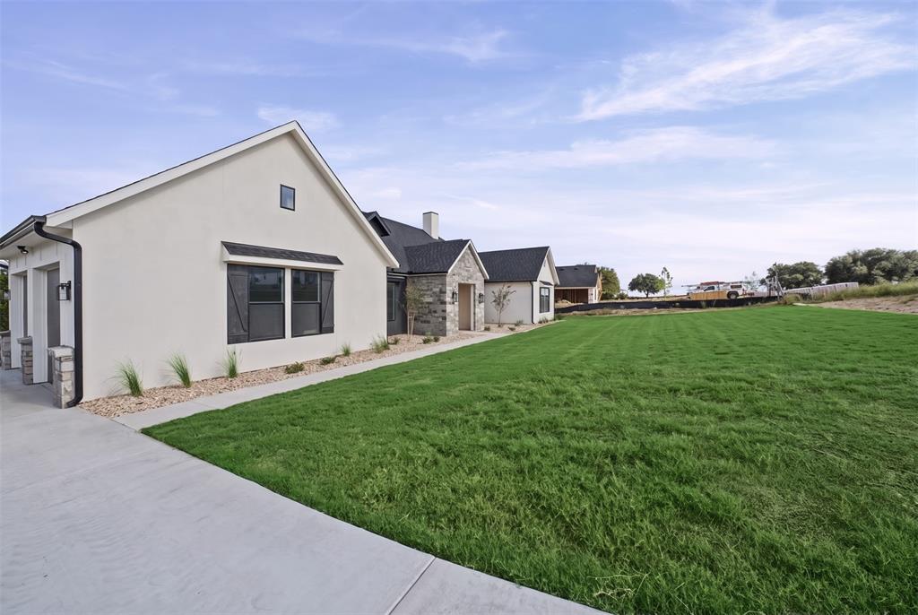244 Martin Drive, Granbury, TX 76049