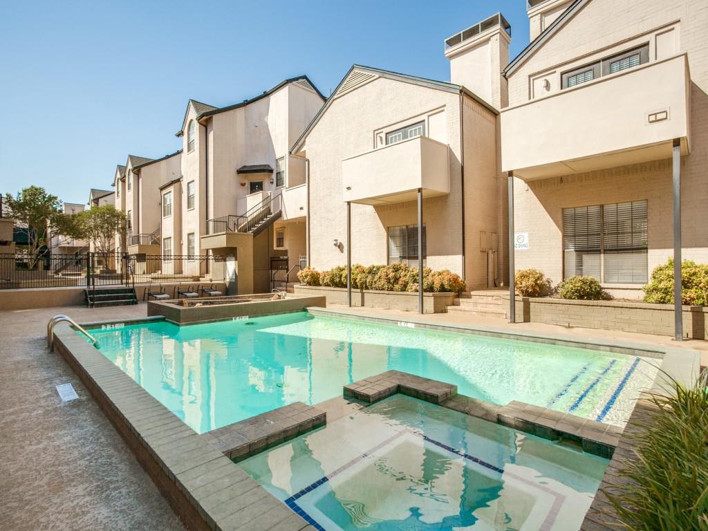 Nicely maintained amenities.