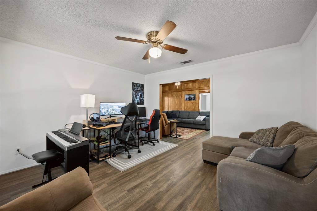 310 Doral Place, Garland, TX 75043