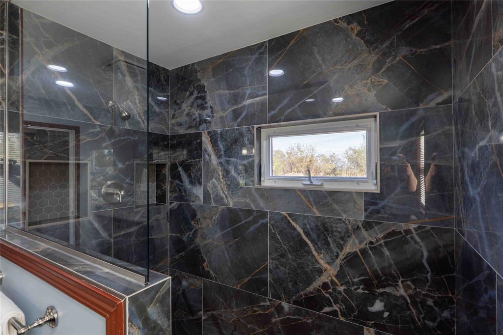 211 E Bay Drive, Bridgeport, TX 76426