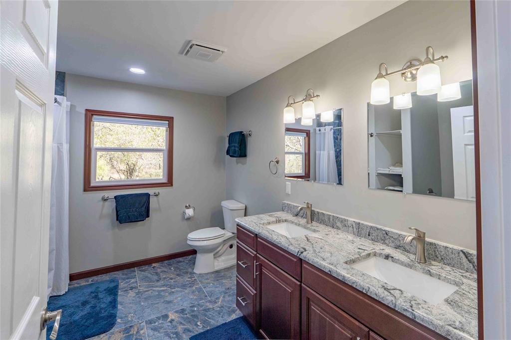 211 E Bay Drive, Bridgeport, TX 76426