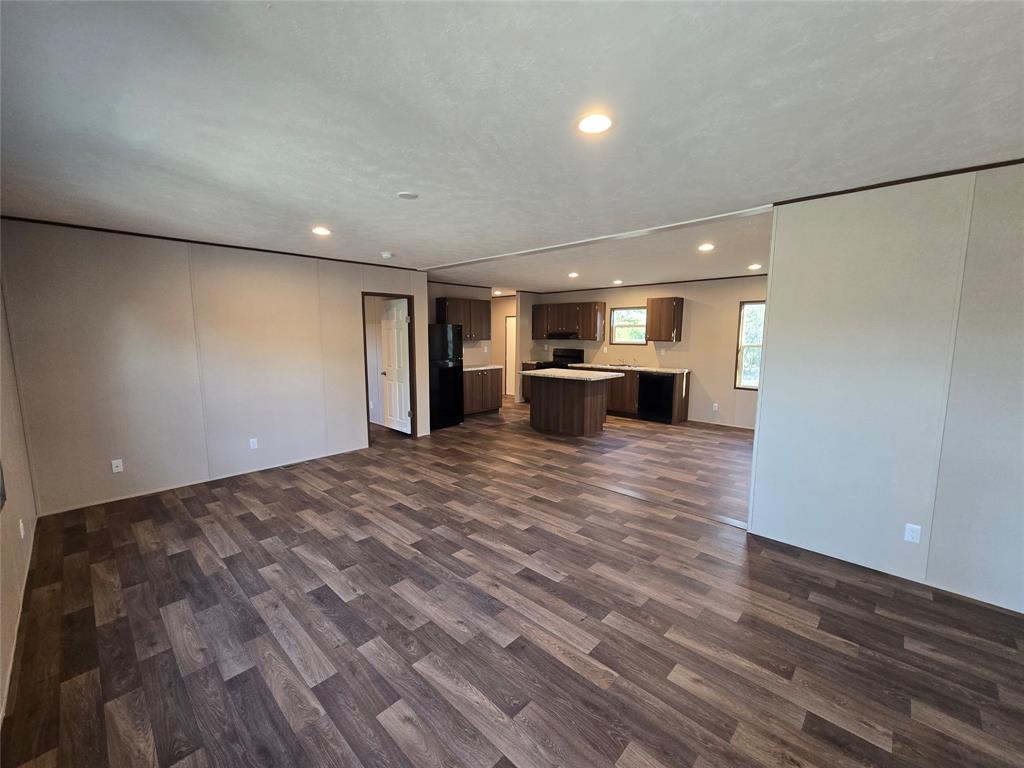 Entry / Living Room