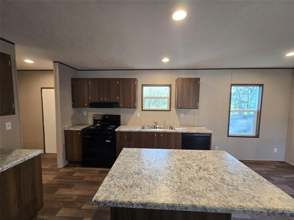 1922 County Road NW, Talco, TX 75487