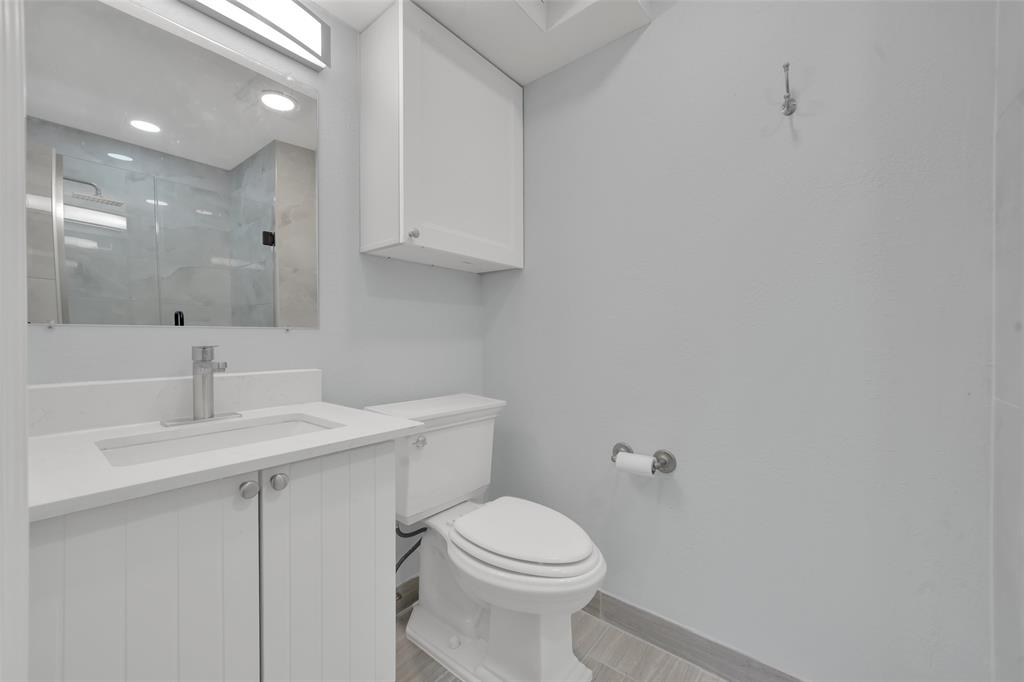 2111 E Belt Line Road, Richardson, TX 75081