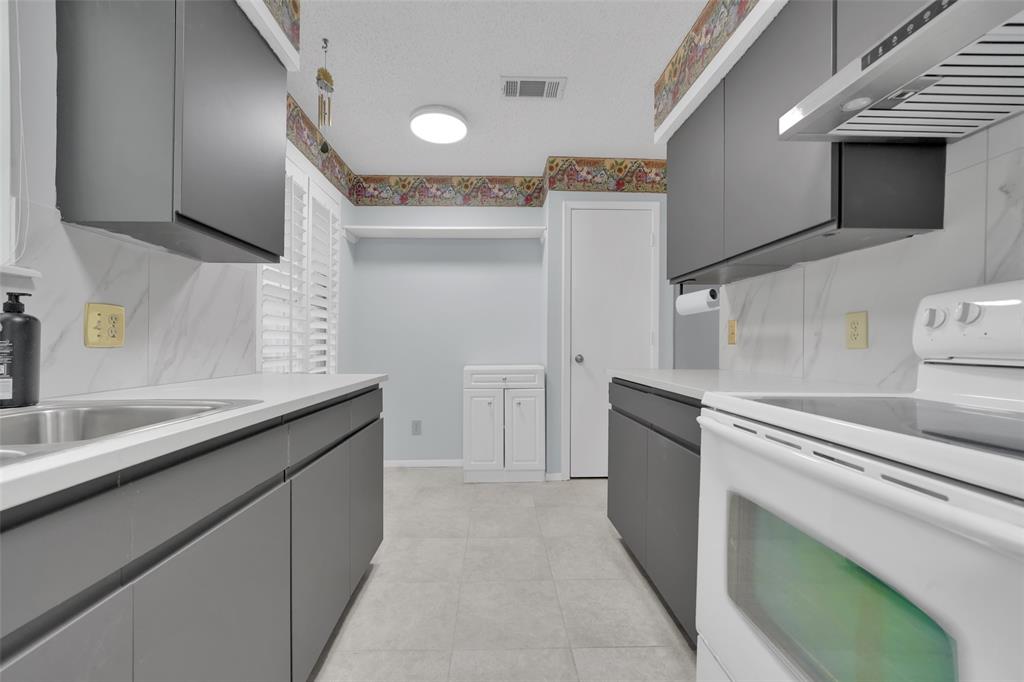 2111 E Belt Line Road, Richardson, TX 75081