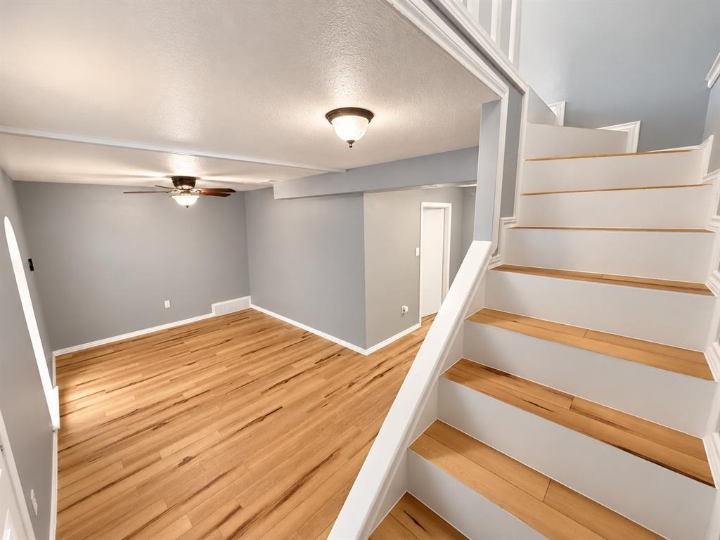 1032 W Oak Street, Weatherford, TX 76086
